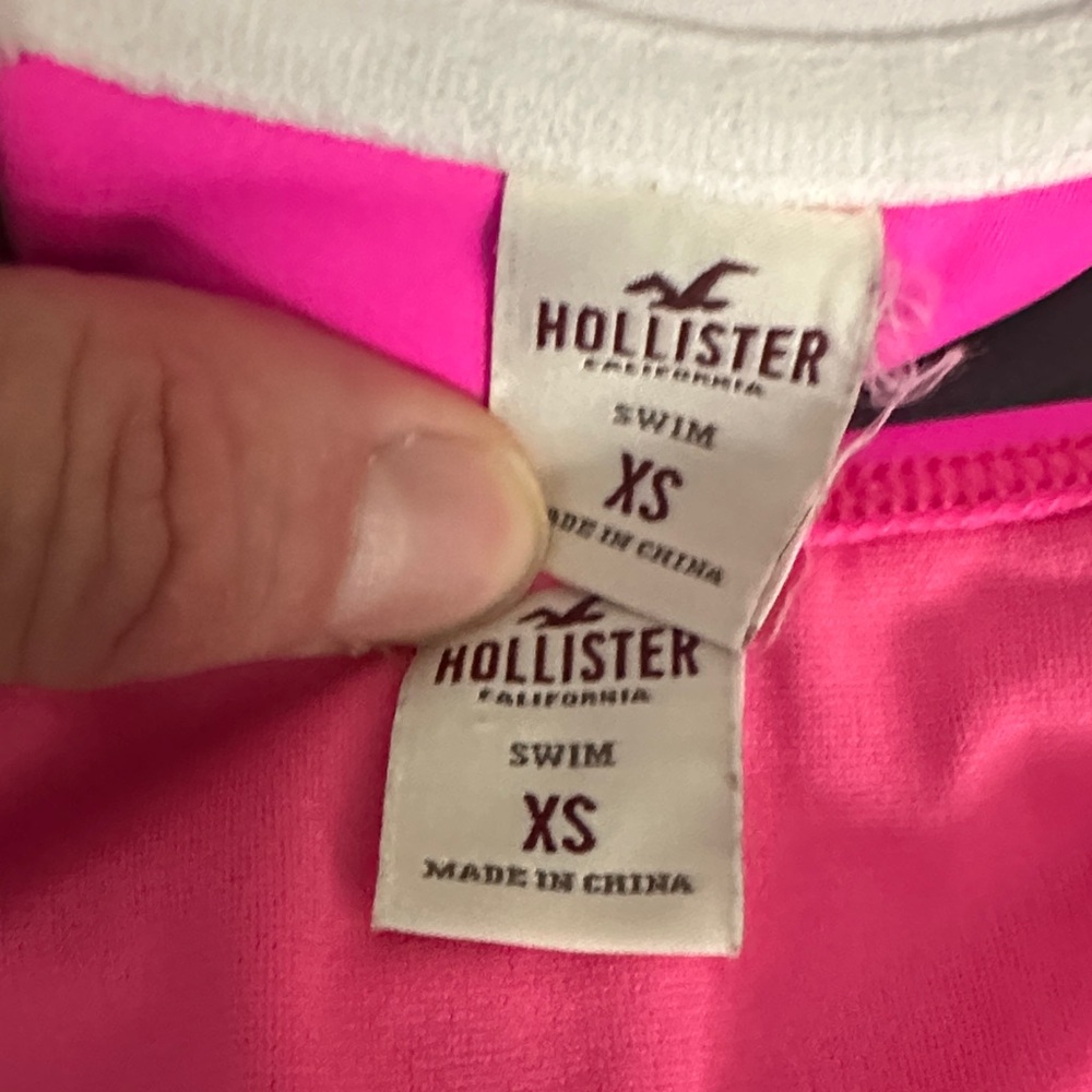 Hollister Bright Pink Bikini Set - Picture 3 of 3